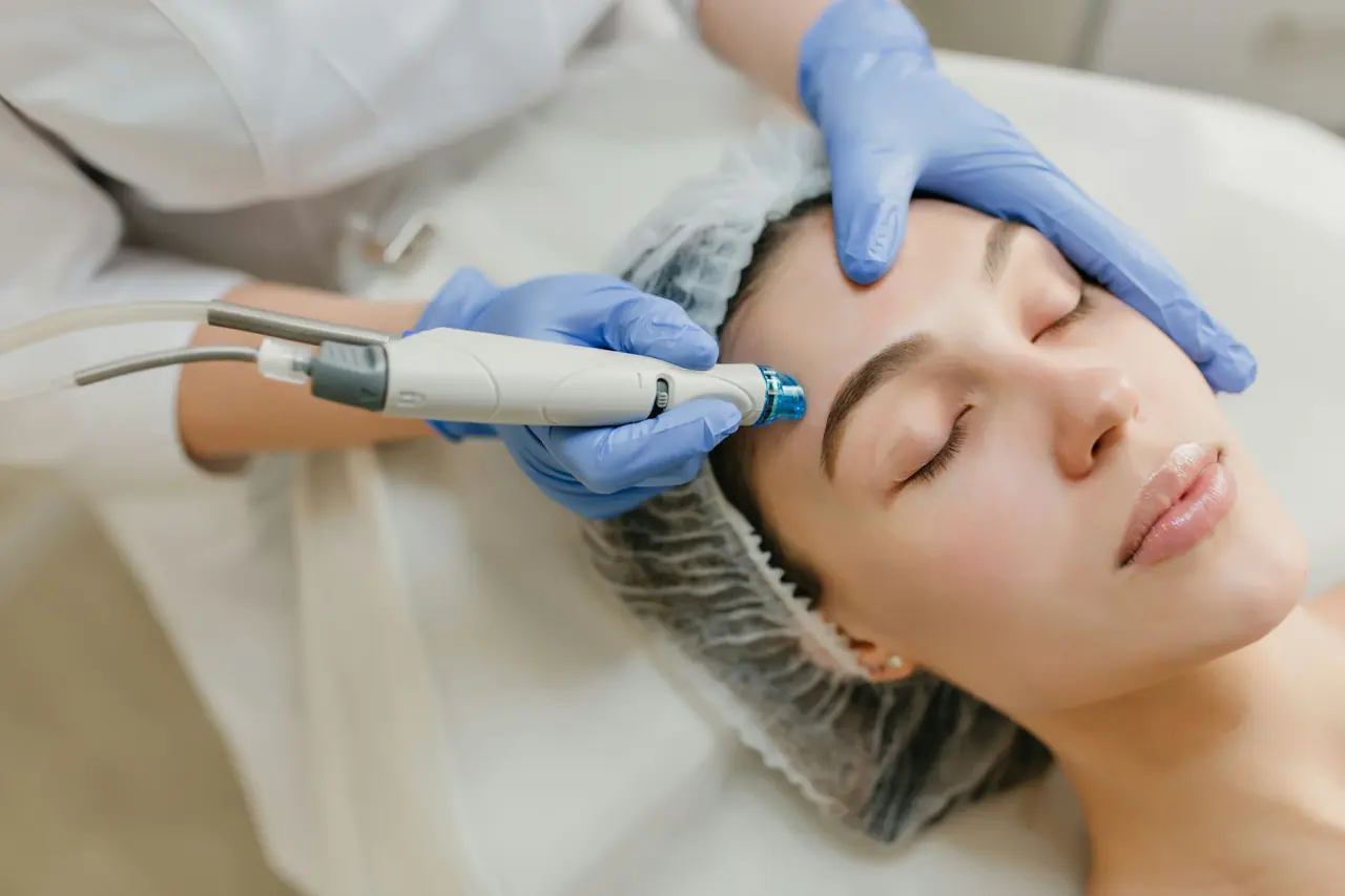 Clinician using a skin-resurfacing device
